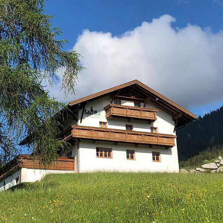 로이타쉬 Adlerhof 아파트 외부 사진